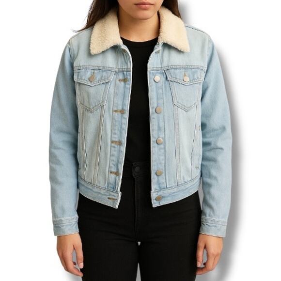 Ashley Vintage Charm Light Wash Sherpa Collar Denim Trucker Jacket Women’s XL - Picture 1 of 13